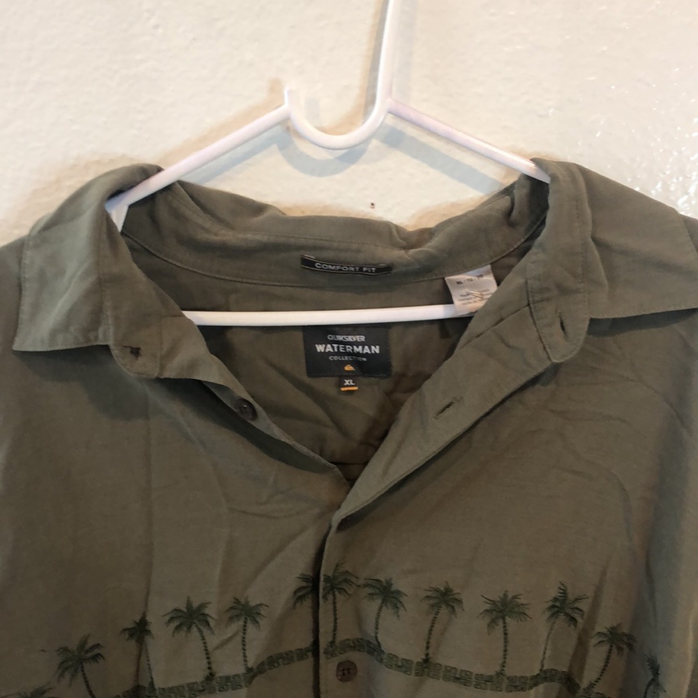 Quicksilver Waterman Extra Large Button Down - image 2